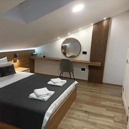 Appartamento Sky Luxury Arandjelovac Esterno foto