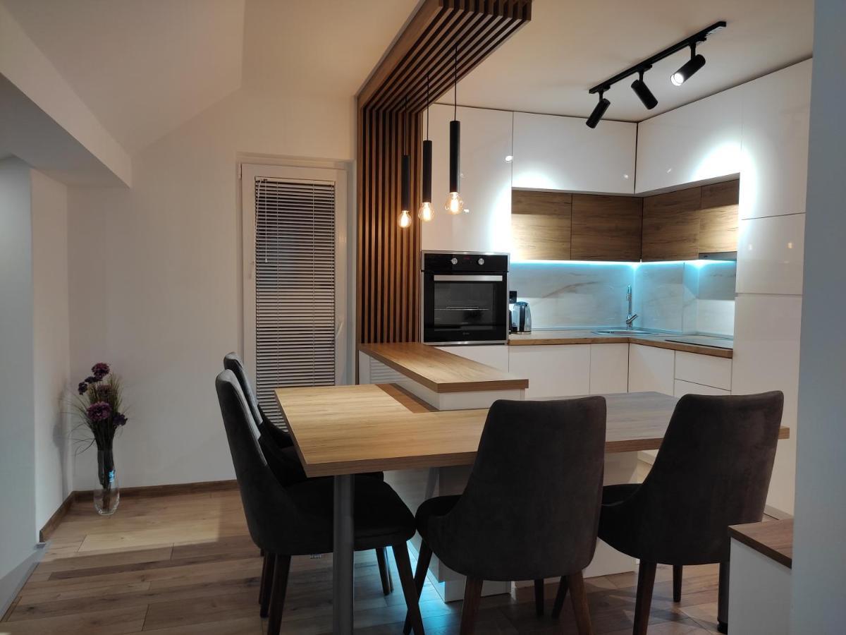 Appartamento Sky Luxury Arandjelovac Esterno foto