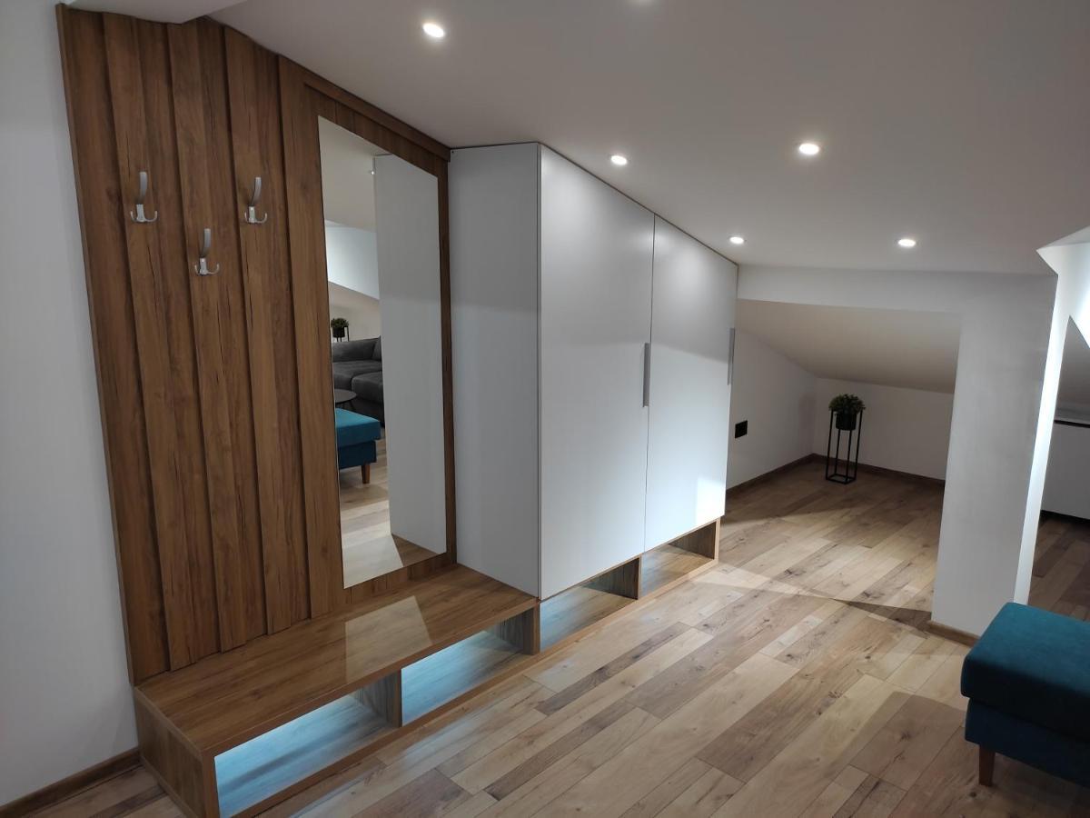 Appartamento Sky Luxury Arandjelovac Esterno foto