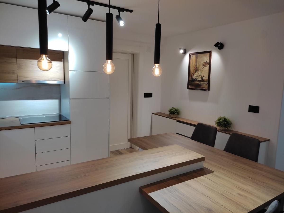 Appartamento Sky Luxury Arandjelovac Esterno foto