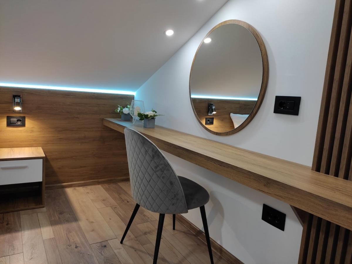 Appartamento Sky Luxury Arandjelovac Esterno foto