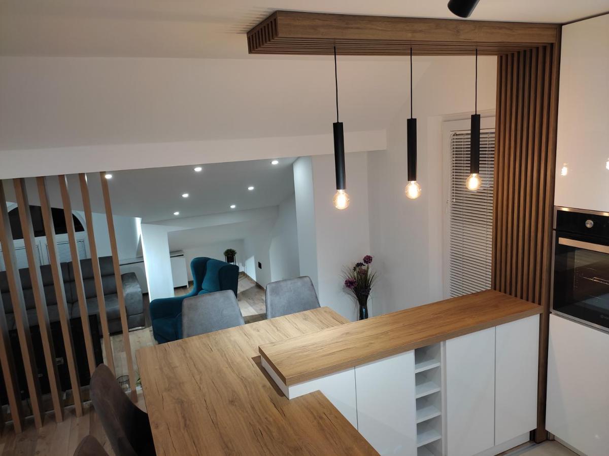 Appartamento Sky Luxury Arandjelovac Esterno foto